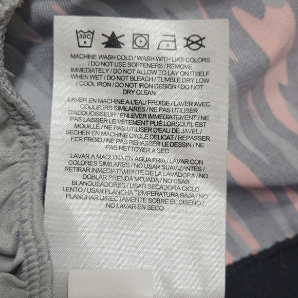 Girls nike shorts - Picture 4 of 5